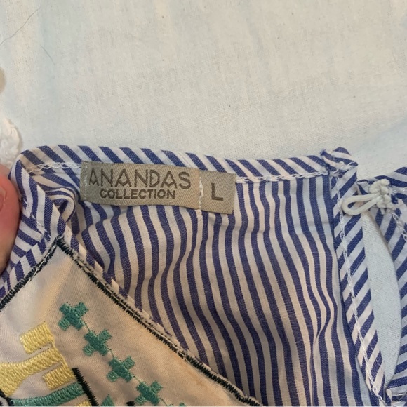 Anandas Large Multi Color Tunic Top with Tassels. - Picture 9 of 9